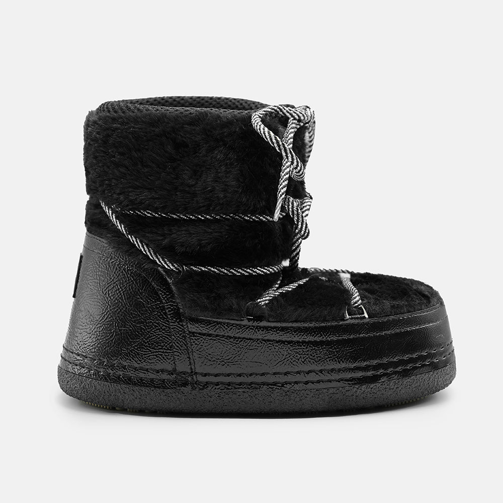 CERI CHUNKY LACE LEATHER SNOW BOOTS IN BLACK